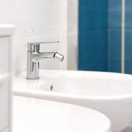 Bluvia Residences-spiral Apartmán La Spezia